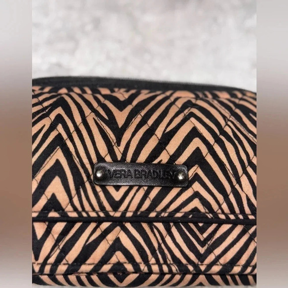 - Vera Bradley Zebra Pattern Crossbody with Wristlet Black/Tan - Picture 6 of 14